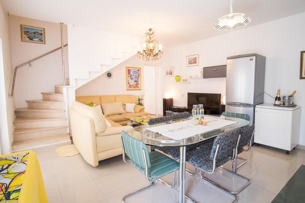 Apartment Katarina Malinska Zimmer foto